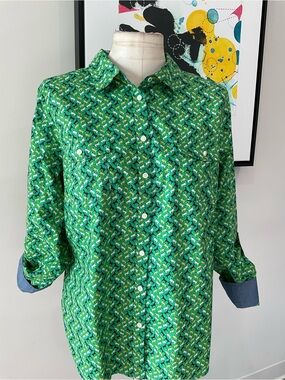 Talbots Green Printed Long-Sleeve Button-Up Shirt Size 16 (NWT)
